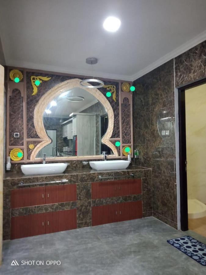 Villa Zamrud Avane Sampal Εξωτερικό φωτογραφία